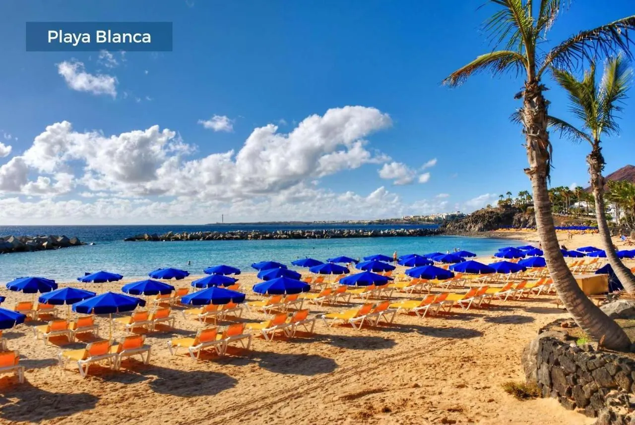 Femes Villa Playa Blanca