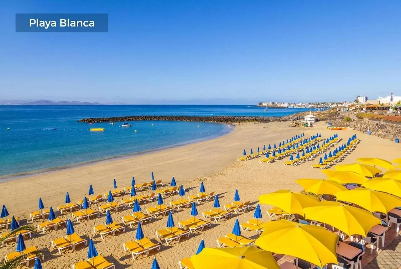 Femes Villa Playa Blanca