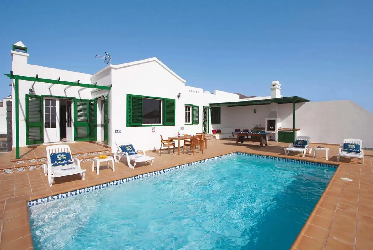 Femes Villa Playa Blanca